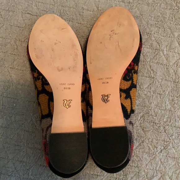 VC Signature Loafers - Picture 6 of 6